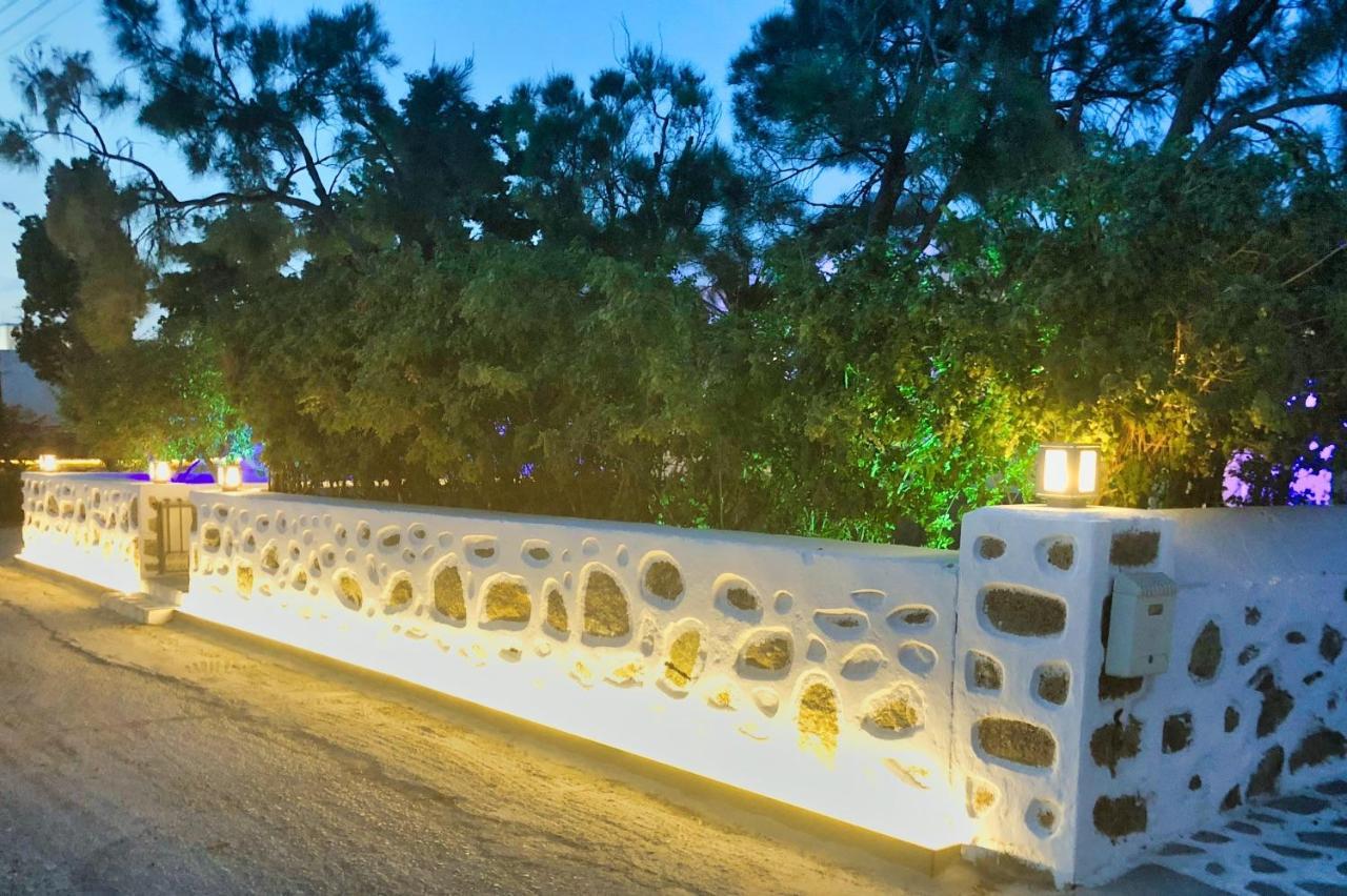 Eleven Rooms Mykonos Town Exterior foto